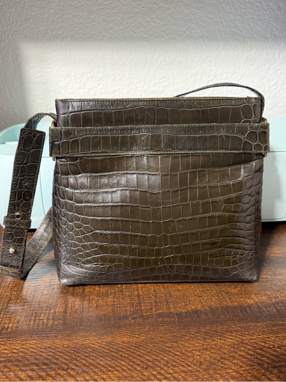 SALVATORE FERRAGAMO Dark Green Croc Embossed Leather Bag